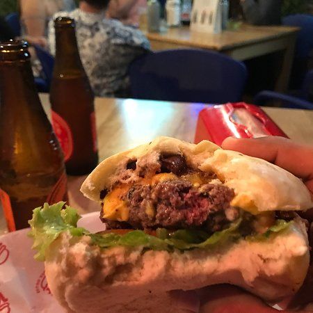 160 F Burger House