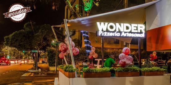 Wonder Pizzeria