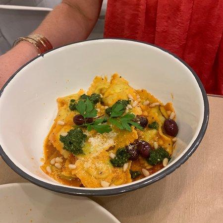 Macarroni's