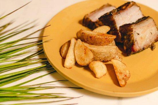 MONO Ahumeria y Refresqueria